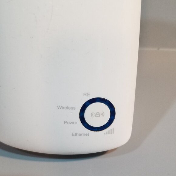 TP-Link Wifi Extender Model TL-WA850RE. 300MBPS - Picture 2 of 5